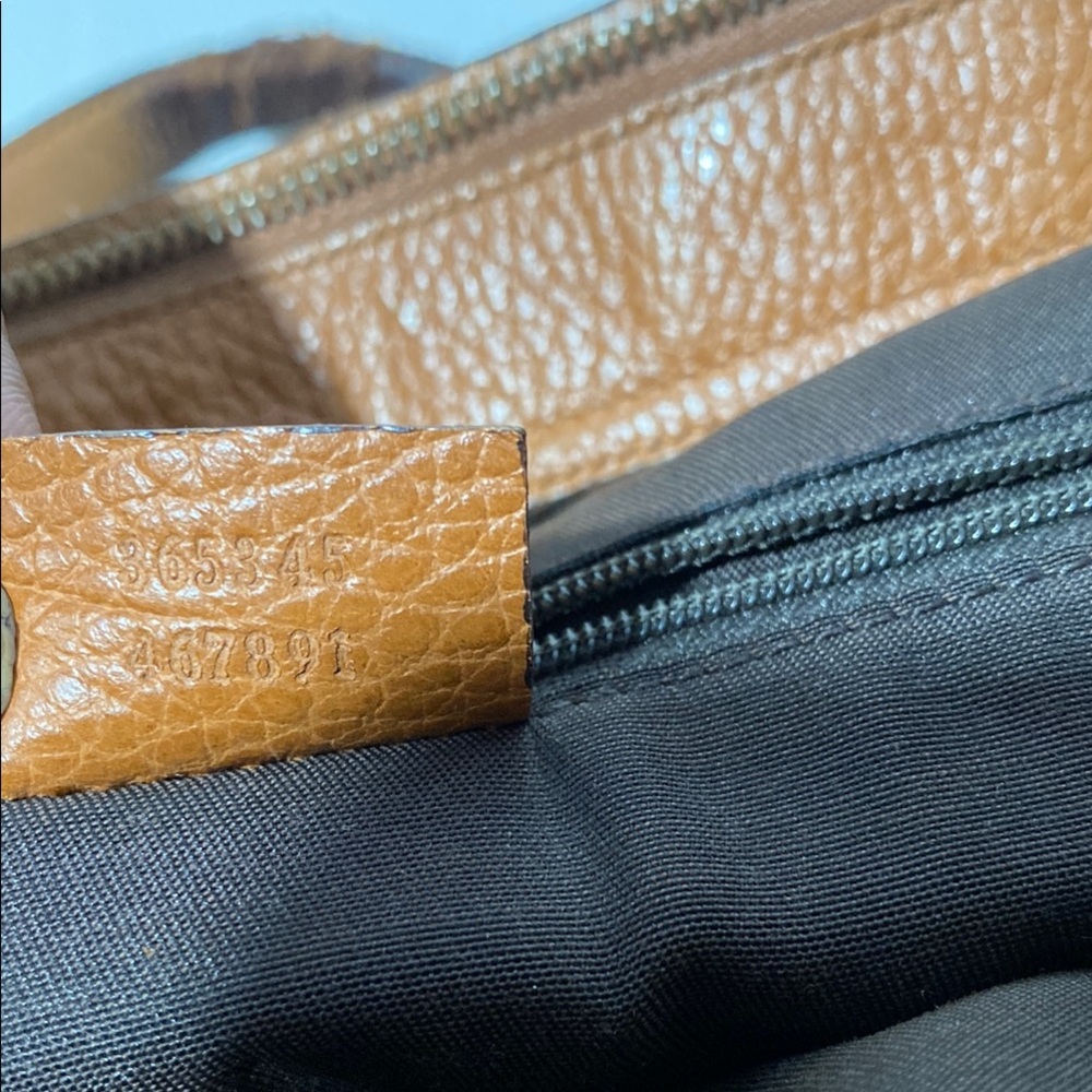 Gucci Large Tan Leather Tote with Tassel - Picture 12 of 17